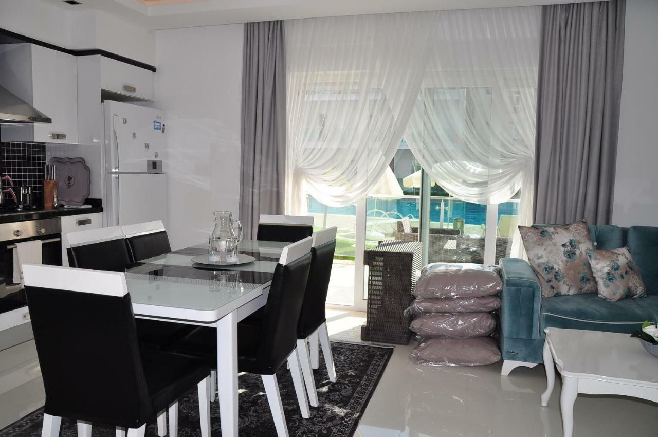 Side Gardenia Residence Exterior photo