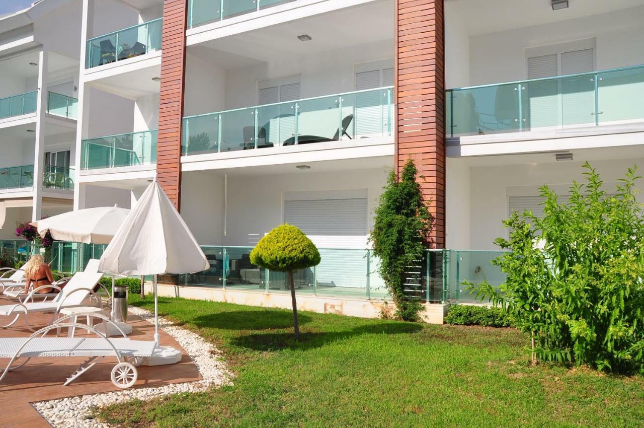 Side Gardenia Residence Exterior photo